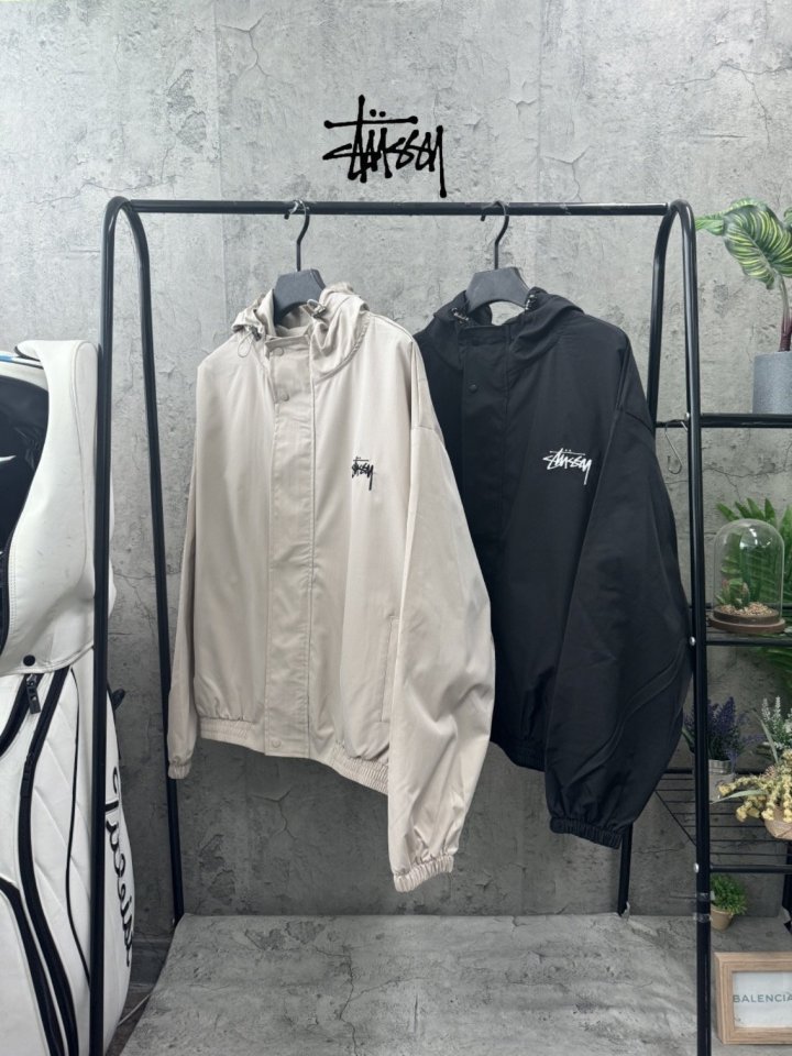 스투시 박스 윈드브레이커 3color